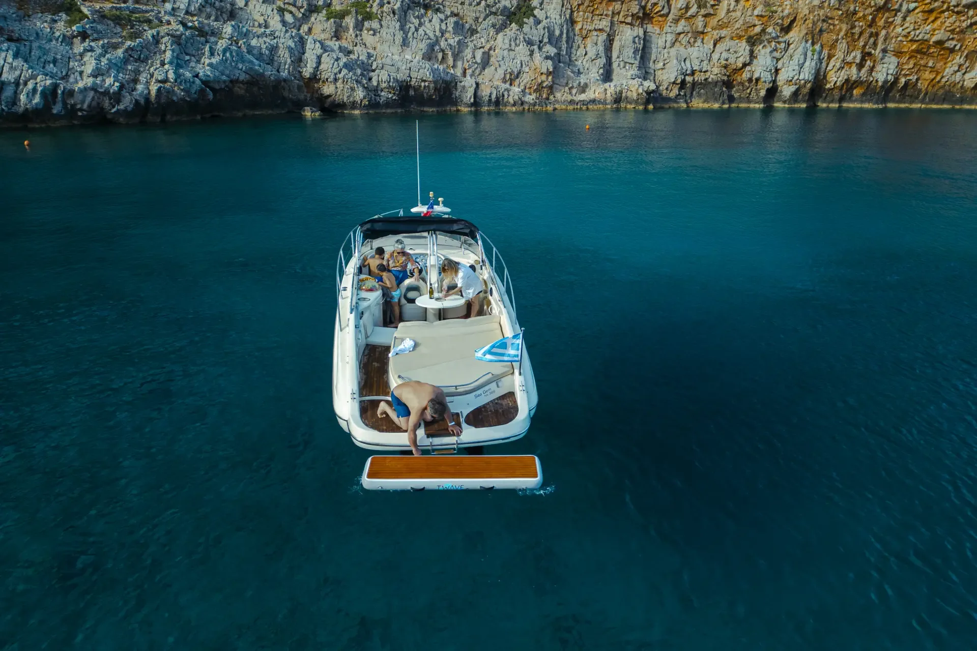 Thodorou & Lazaretta Island
